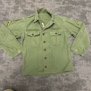 Vintage US Military OG-107 Cotton Sateen Utility Shirt Olive Drab Green Patches